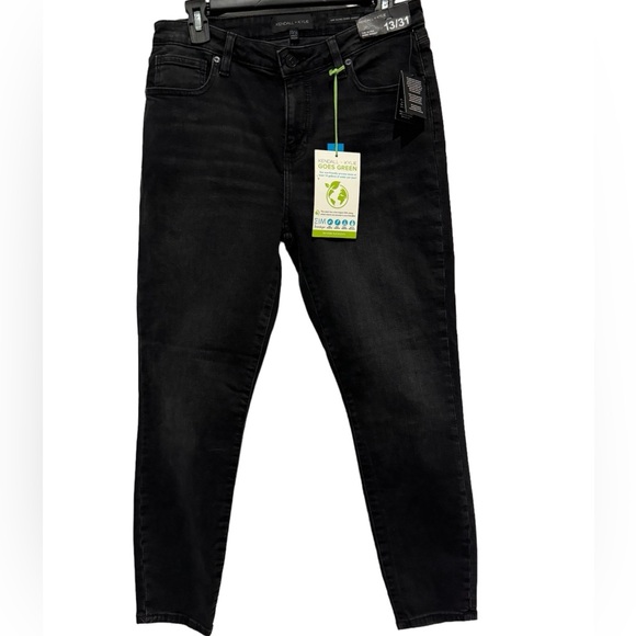 Kendall & Kylie Denim - Nwt sz 13/31 KENDALL + KYLIE ultra babe skinny jeans